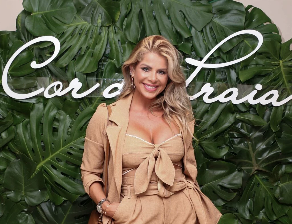 Cristã, Karina Bacchi revela ‘nojo’ por seu ensaio da Playboy