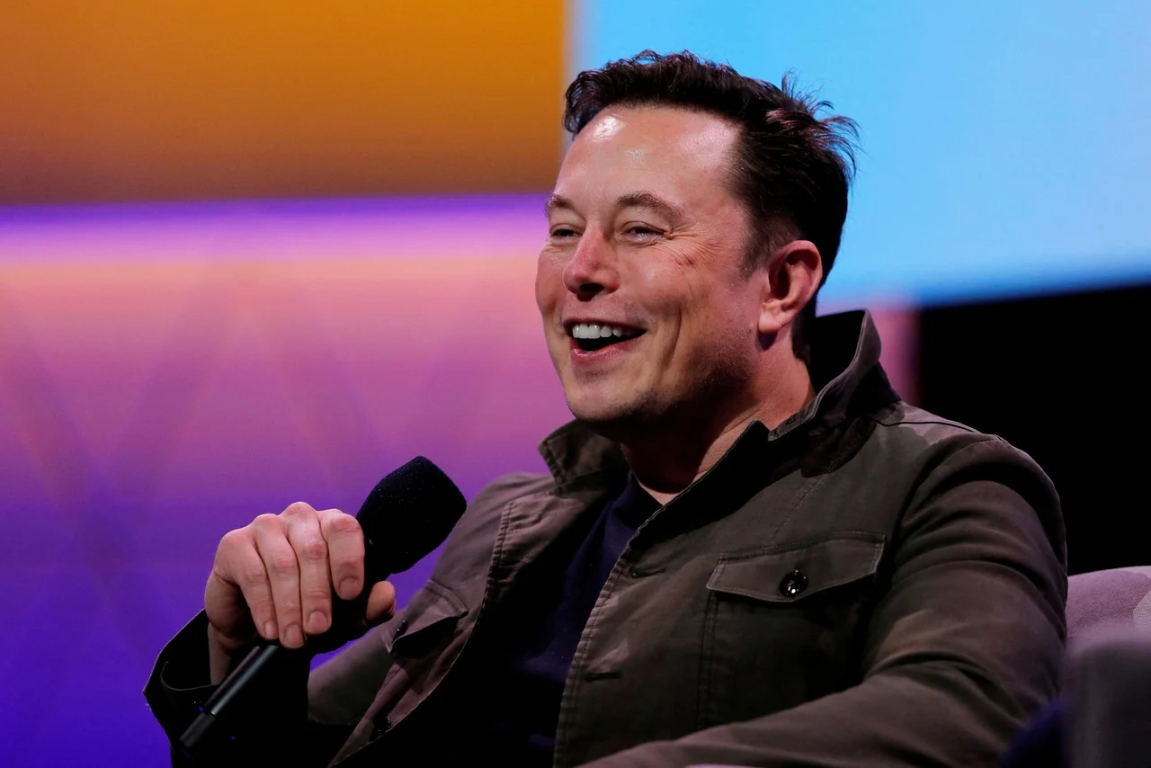 Elon Musk compra Twitter por US$ 44 bilhões