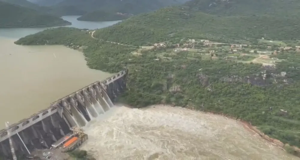 Após inundação, Inema analisa se vazão de barragem seguiu protocolos de segurança; 9 equipamentos estão com volume acima do máximo na BA