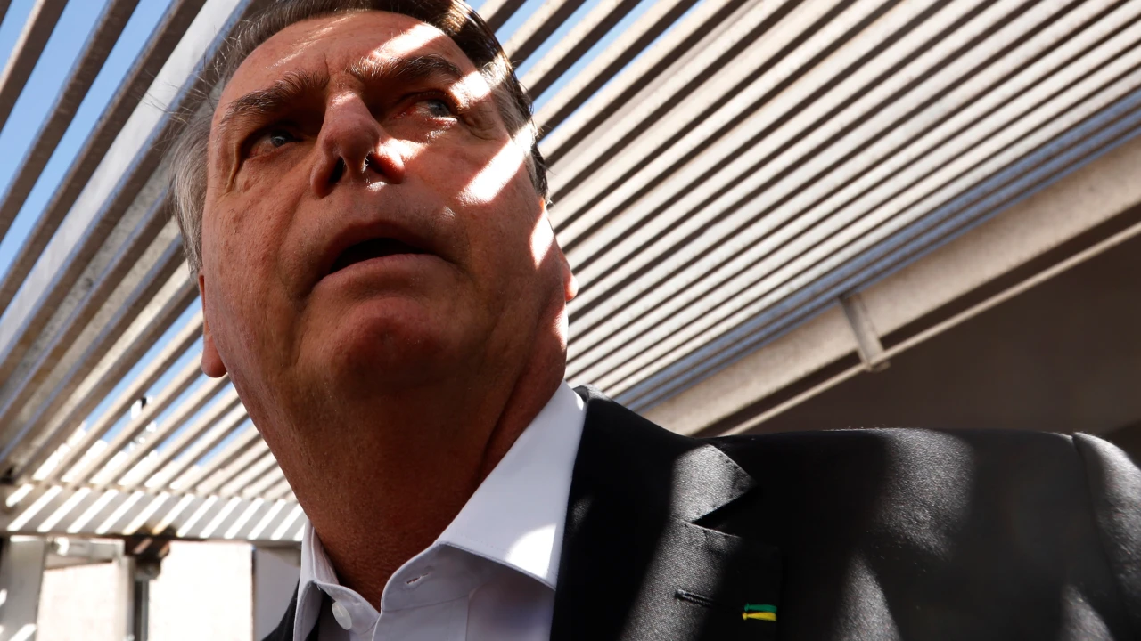 Bolsonaro: “Se for flagrado, eu me disponho à Justiça”