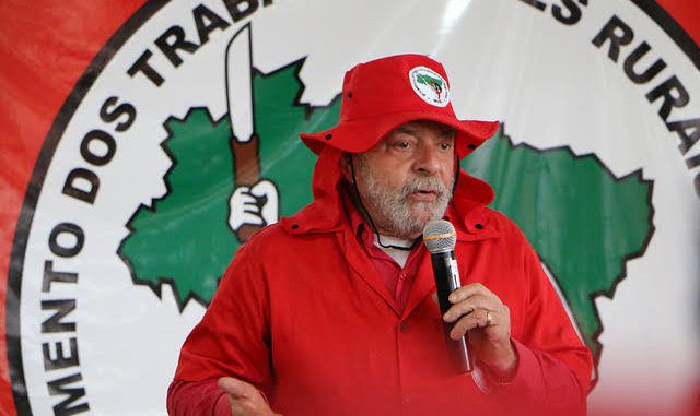  Lula mantém quase R$ 25 bilhões em emendas Pix para 2024