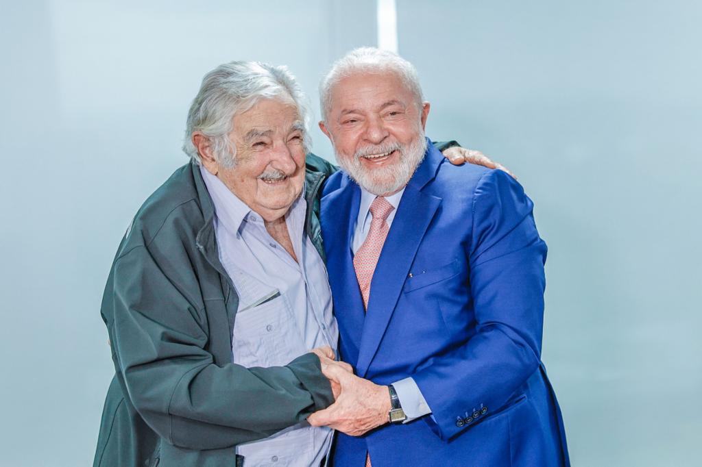 Lula é uma causa, não um homem, afirma ex-presidente uruguaio