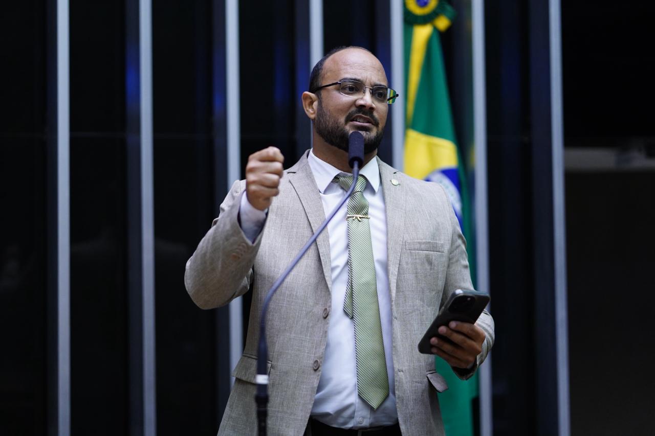 Capitão Alden questiona postura de Jerônimo frente às invasões de terra