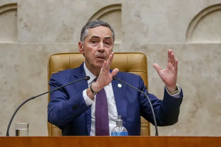 “Há um ano que não sou insultado”, diz Barroso no Lide