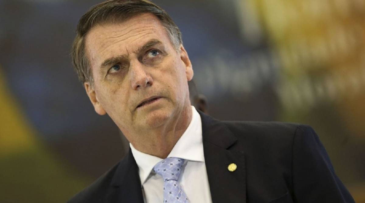 “Acabou minha folga”, diz Bolsonaro após PF ir à sua casa em Angra