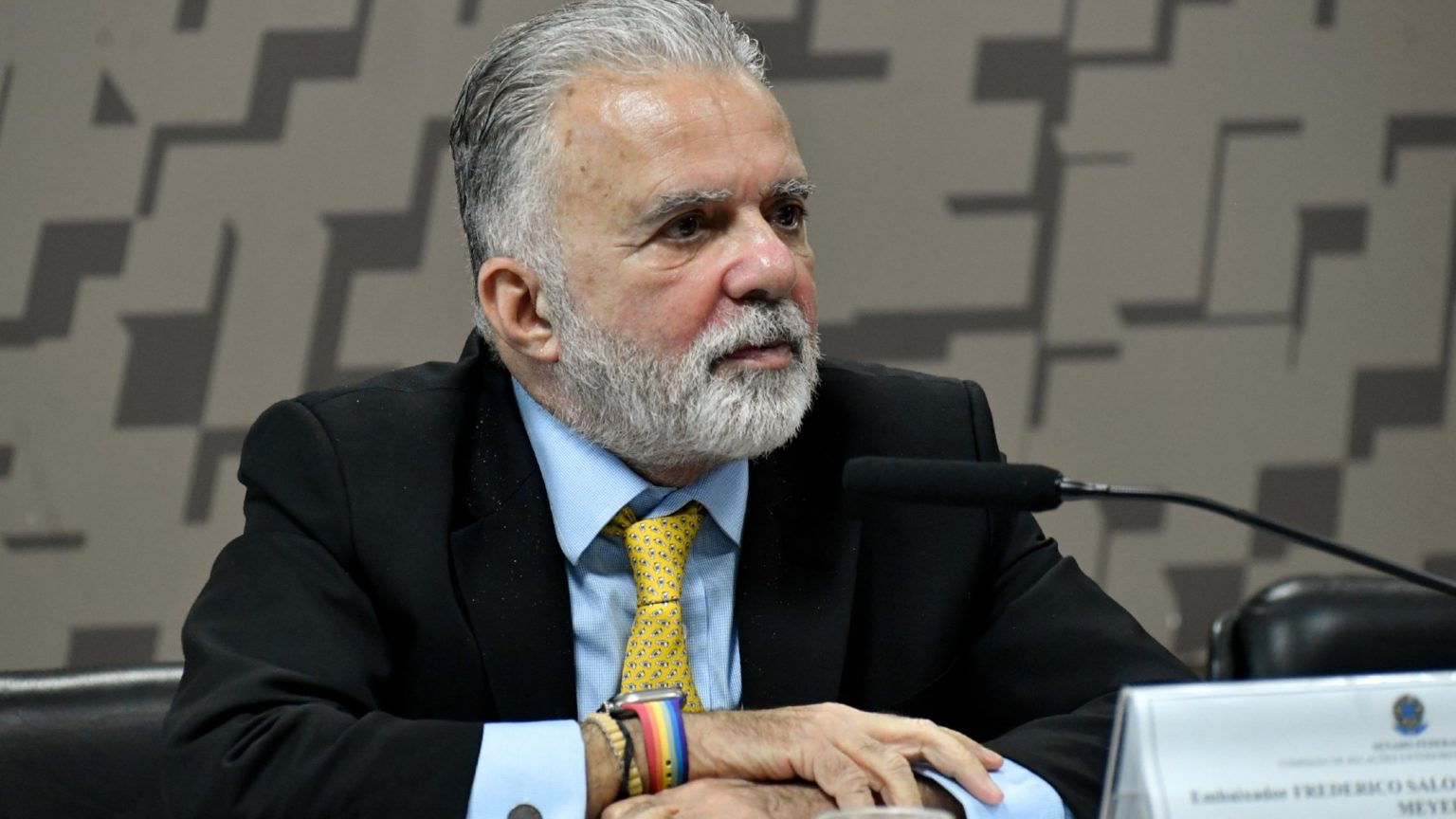 Dobrou a aposta: Lula chama de volta embaixador em Israel