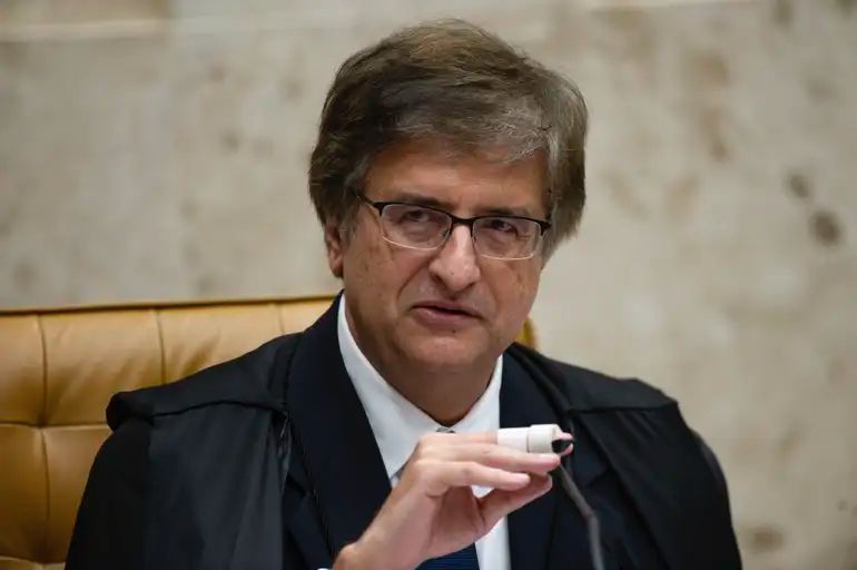 Paulo Gonet concorda com a soltura de Filipe Martins, mas sem passaporte