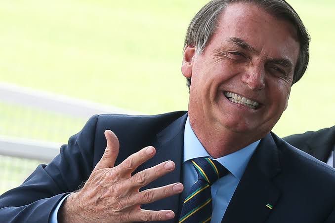 Bolsonaro faz 69 anos e recebe felicitações