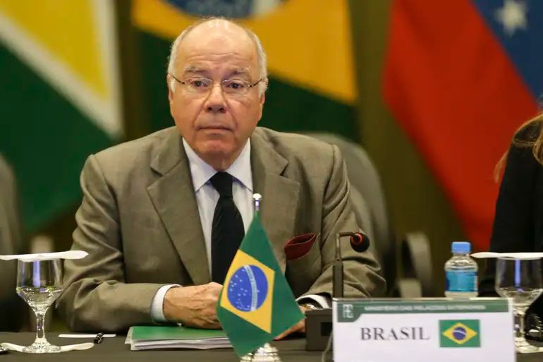 Brasil questiona impedimento de inscrição de candidata opositora na Venezuela