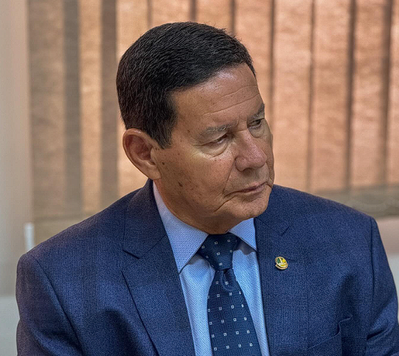 “Em 31 de março de 1964, a Nação se salvou a si mesma”, diz Mourão