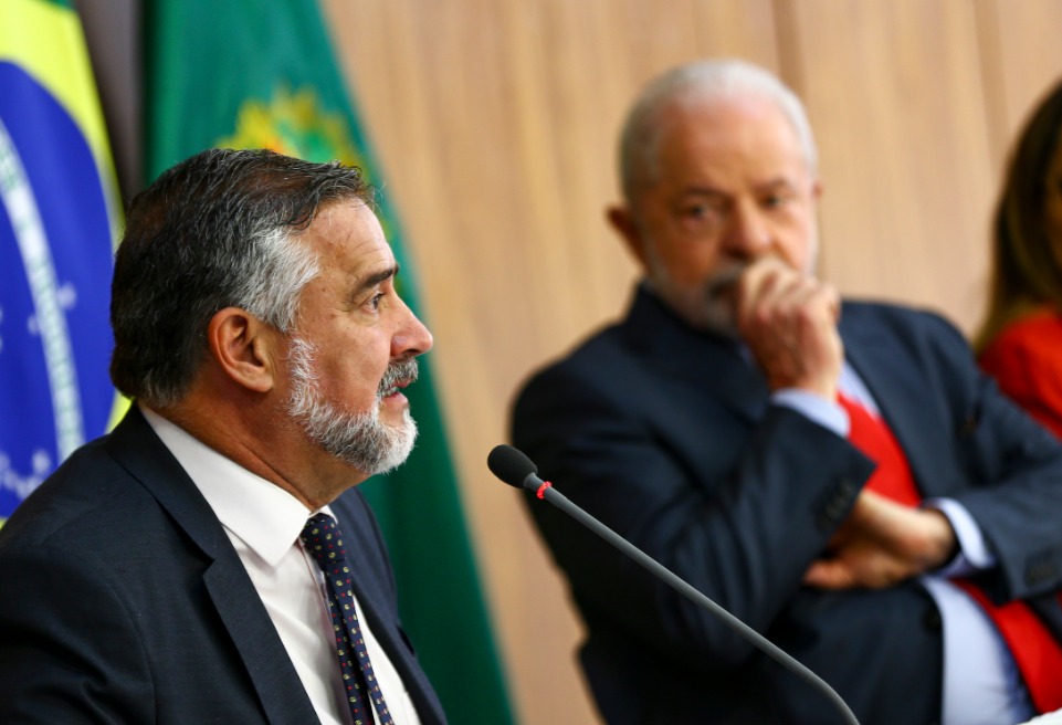 Lula escolhe Pimenta como ministro de reconstrução do RS