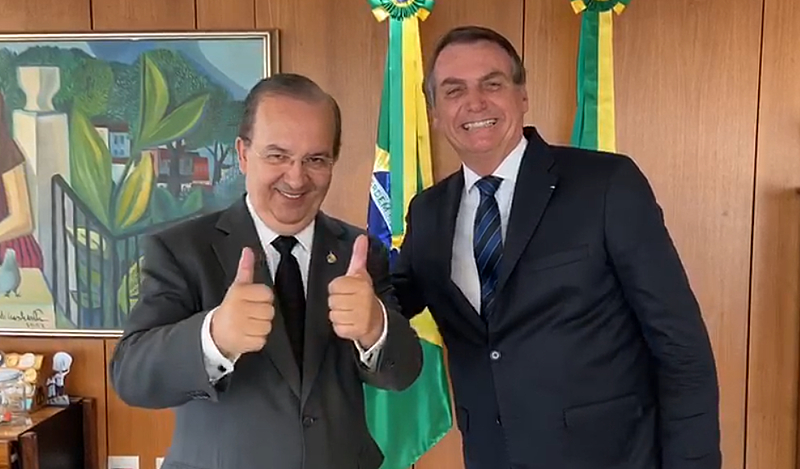 Jorginho Mello visita Bolsonaro em hospital