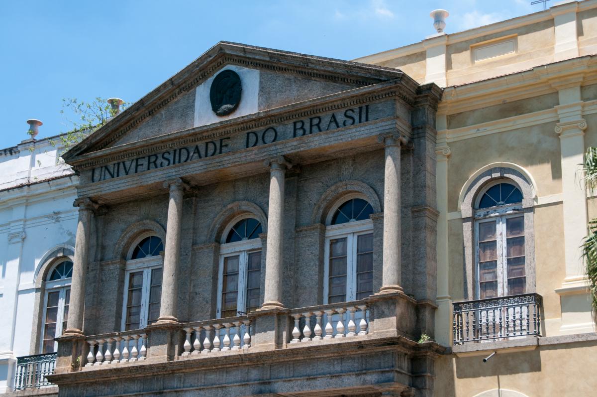 UFRJ tem situação financeira insustentável e pede socorro ao governo 