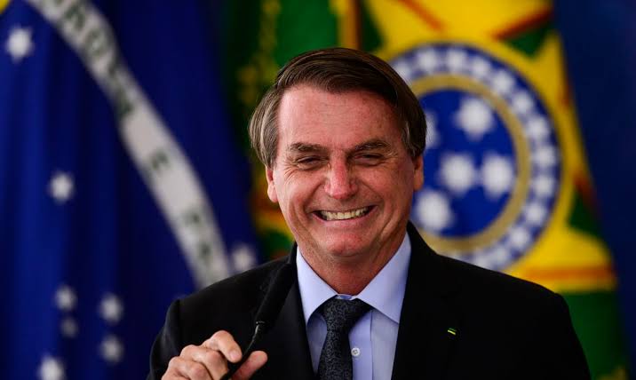 PF diz que encontrou outra joia relacionada a Bolsonaro nos EUA 