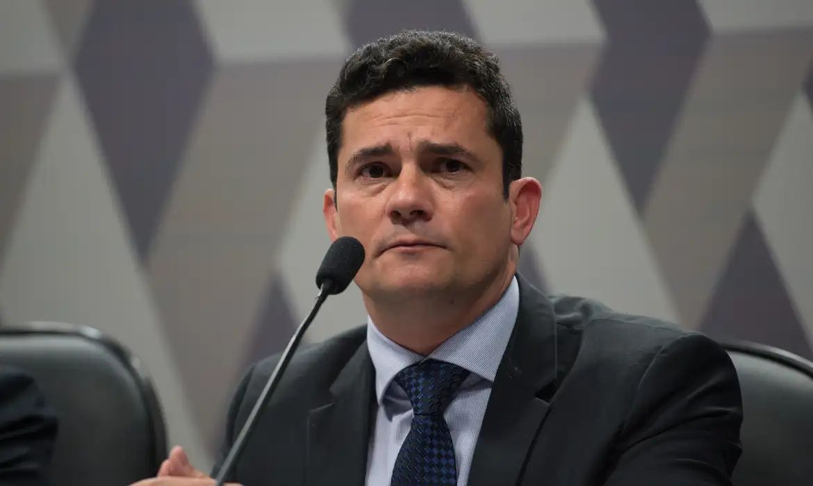 Temos um bom nome para derrubar o PT em 2026, garante Moro