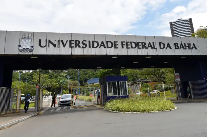 Professores das universidades federais encerram greve nacional