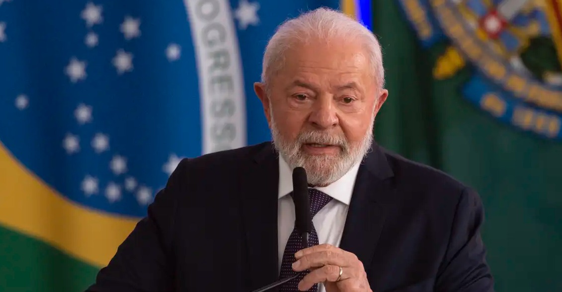 Lula diz que ainda não sabe se é preciso cortar gastos no governo 