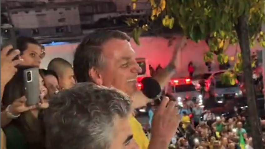 Fui o único que tratou a pandemia com seriedade, diz Bolsonaro