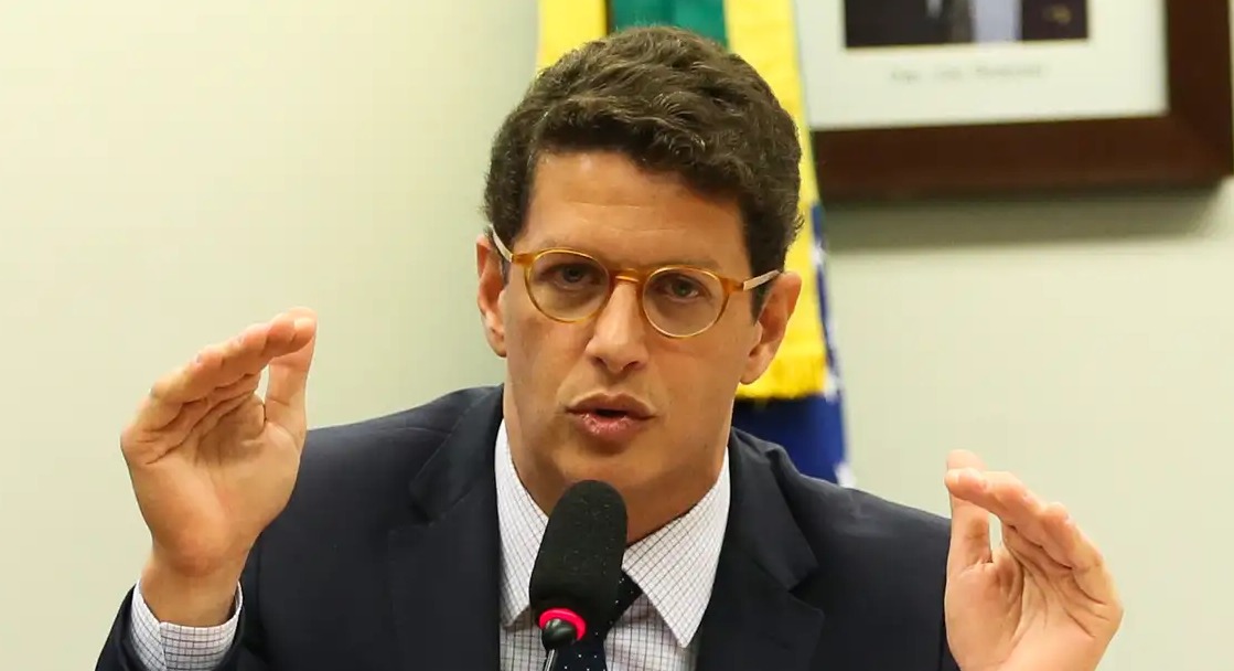 Ricardo Salles faz acordo com PL para trabalhar na campanha de candidata do Novo