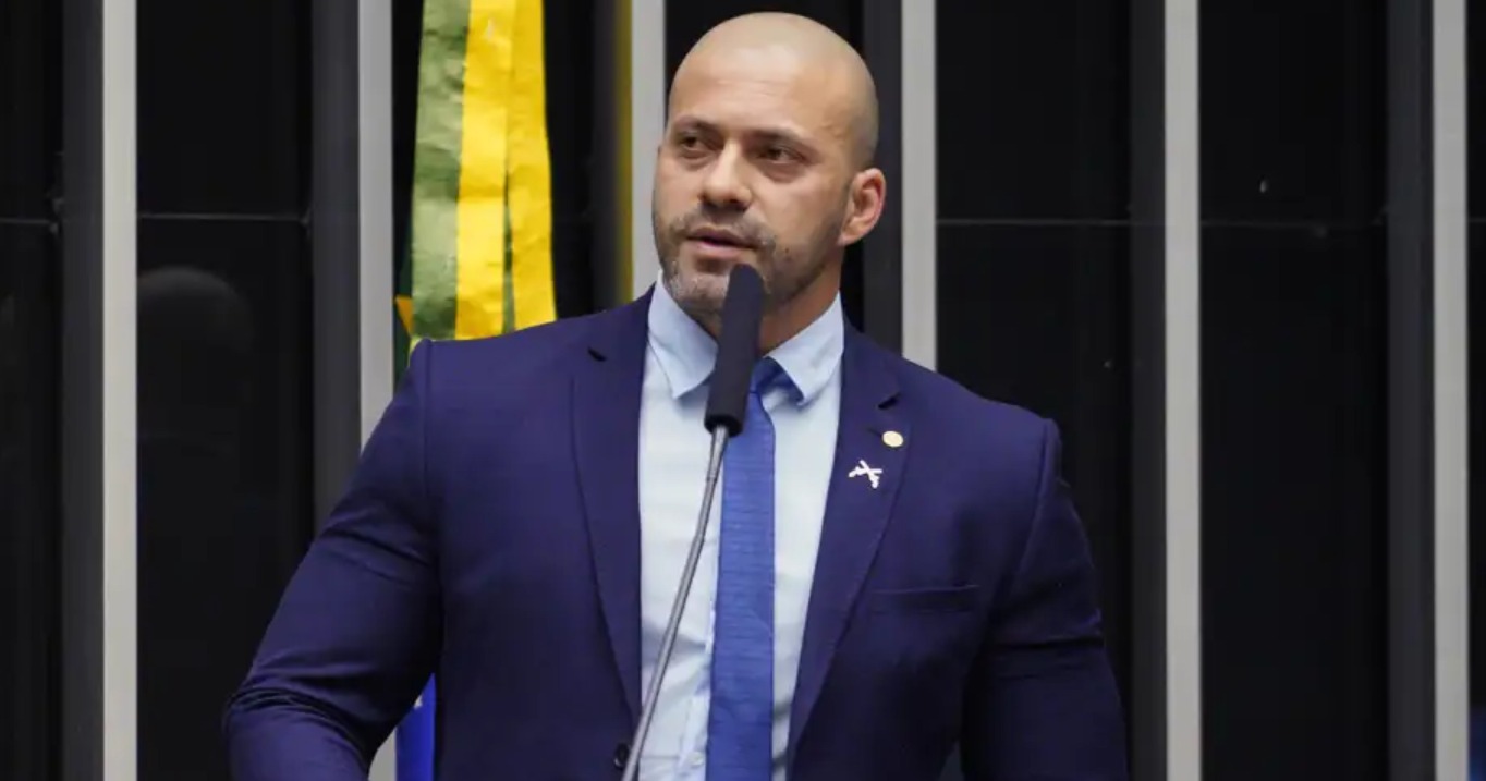 Moraes nega pedido de Daniel Silveira para progredir de regime