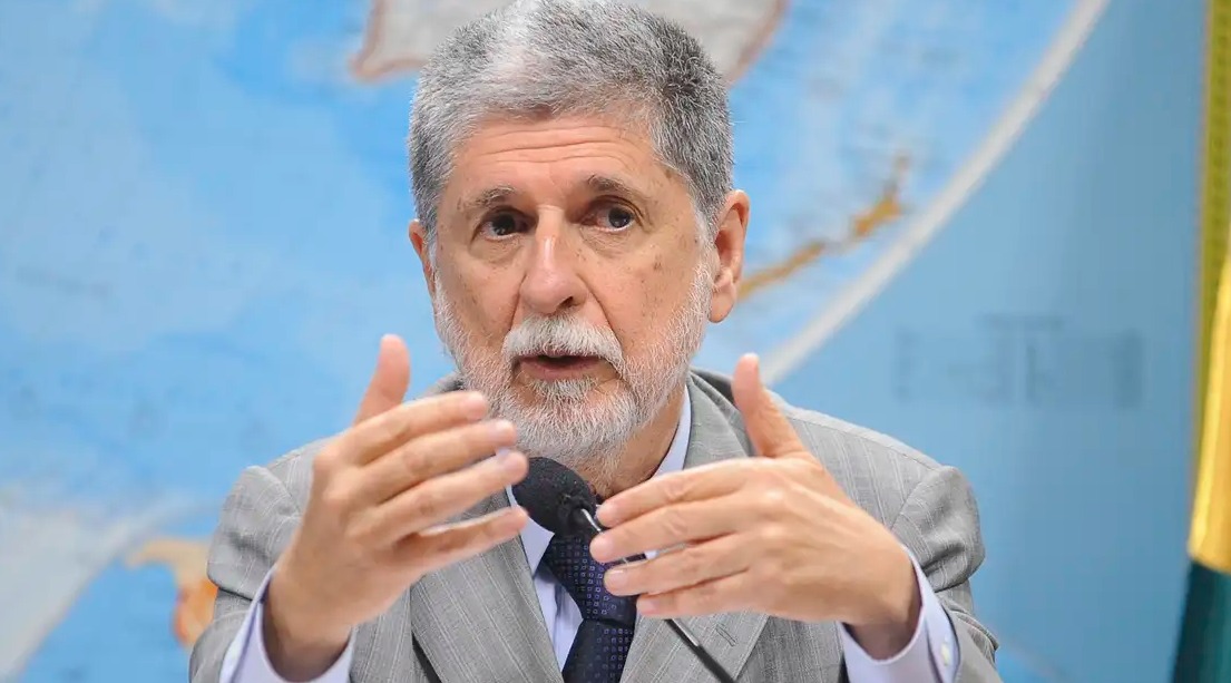 Celso Amorim mantém ida à Venezuela e diz que objetivo do Brasil é contribuir ‘para eleição correta e limpa’