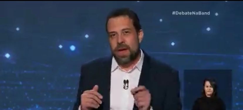 'Bolsonarista envergonhado e rejeitado', diz Boulos sobre Nunes e Marçal