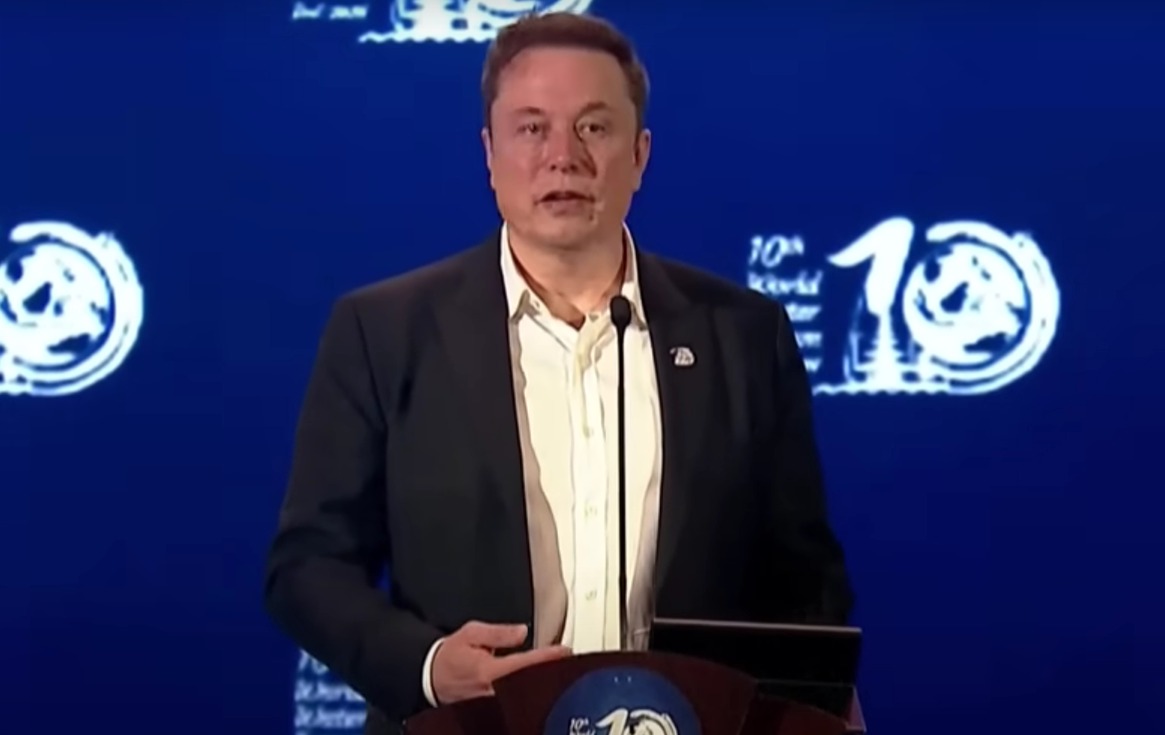 Elon Musk reage sobre denúncias contra Moraes