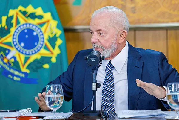 Lula defende Moraes e diz que Musk tem que aceitar as regras do Brasil