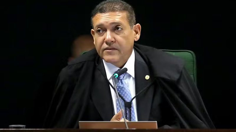 Nunes Marques diz que suspensão do X deve ir ao plenário do STF