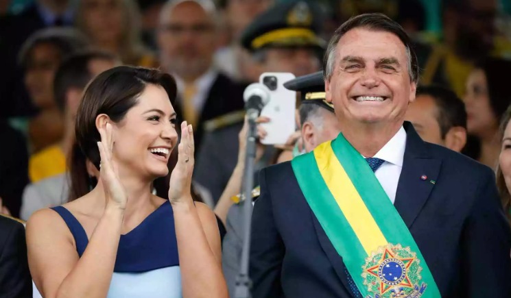 Governo Lula é condenado a indenizar Bolsonaro e Michelle sobre 'sumiço' de móveis da Alvorada