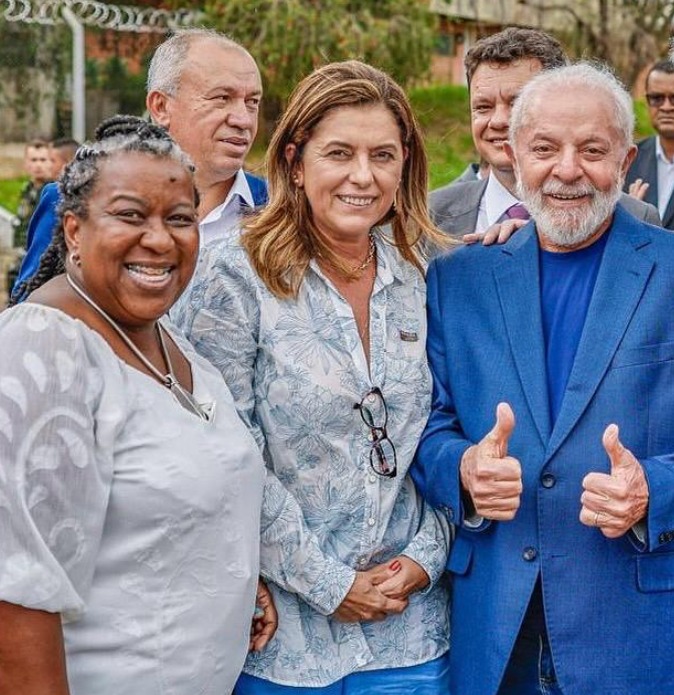 Nova ministra dos Direitos Humanos de Lula é acusada superfaturar R$ 6,5 mi em uniformes escolares