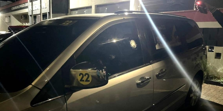 Carro com candidato a prefeito de Mogi Guaçu pelo PL é alvo de tiros