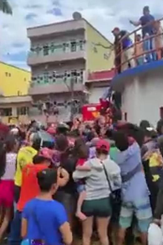 Candidato a prefeito é preso pela PF após fazer ‘chuva de dinheiro’ em Amazonas