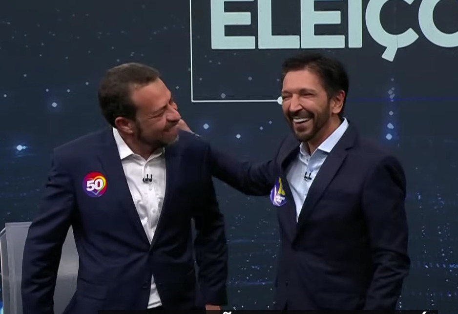 Em debate, Boulos e Nunes se abraçam 