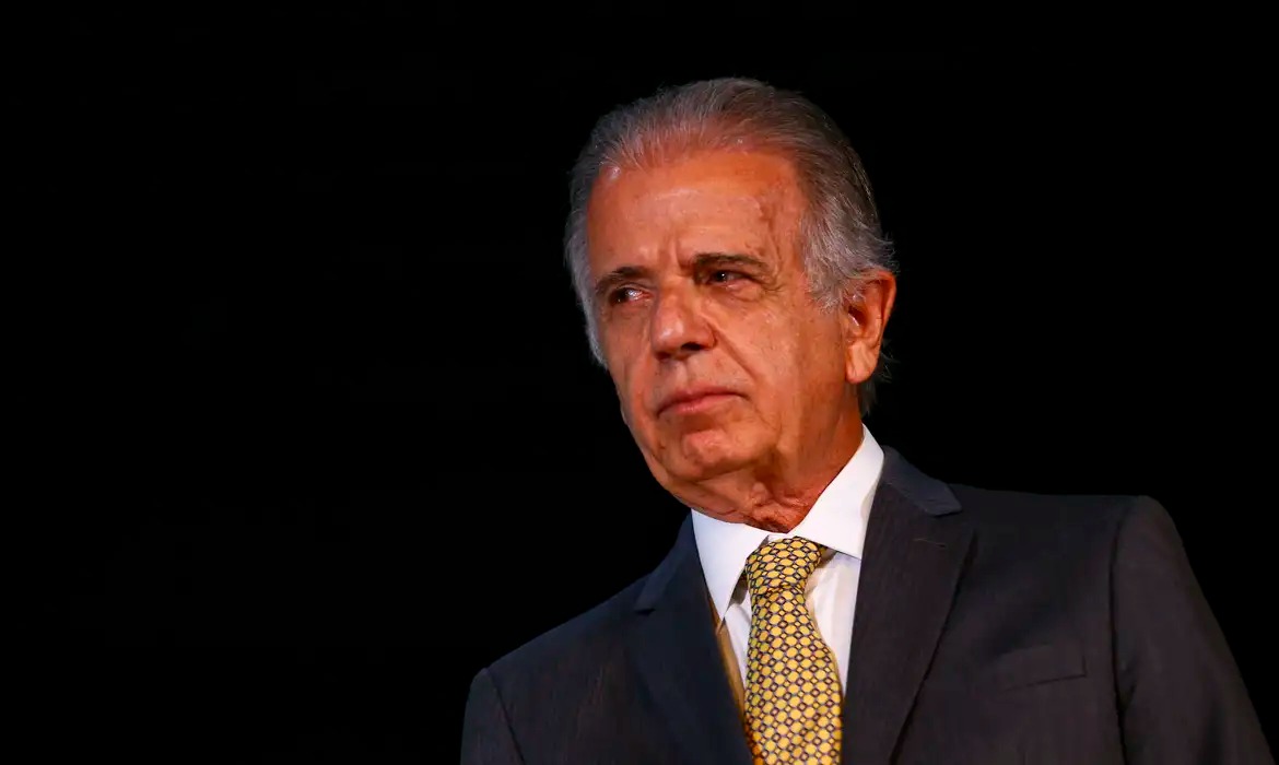 José Múcio prepara saída e Lula avalia substituto no Ministério da Defesa