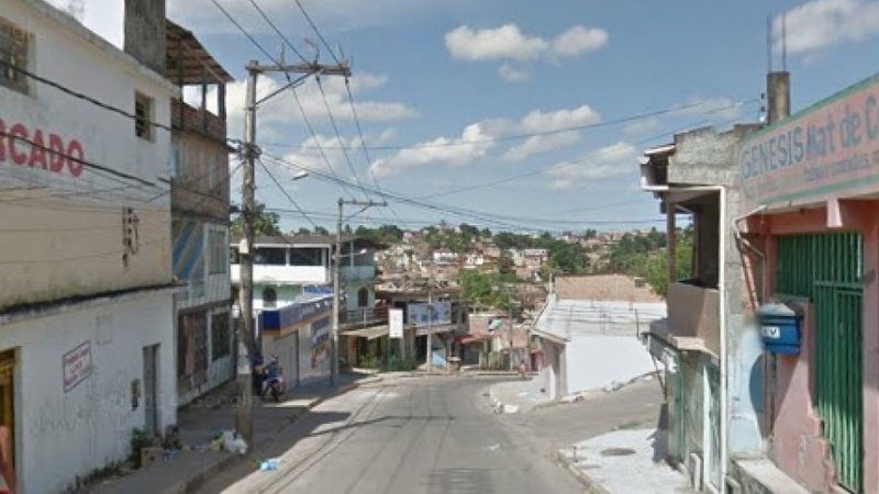 Menina de 6 anos baleada enquanto dormia em Salvador morre após dias internada