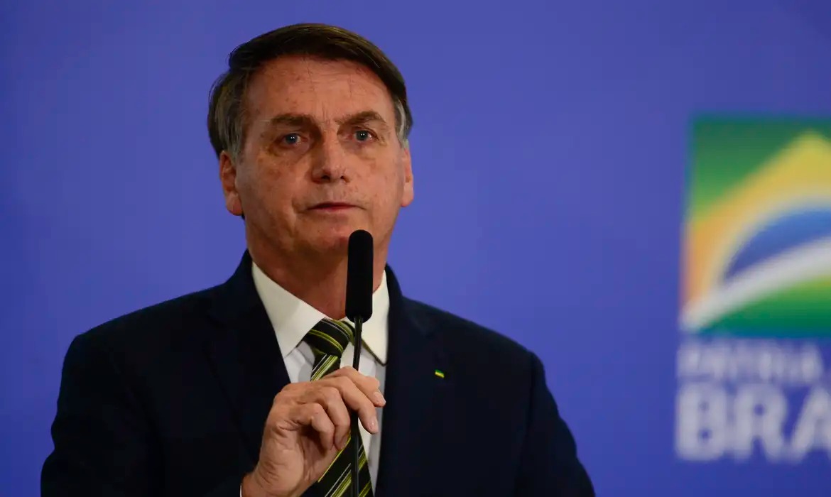 Bolsonaro critica candidatura de Marcos Pontes à presidência do Senado