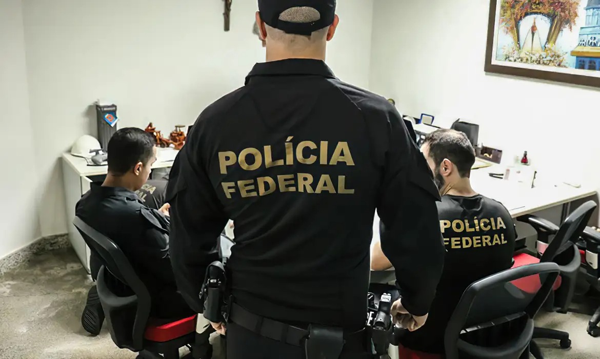 Polícia Federal realiza Operação Asteroids 2 contra venda de anabolizantes ilegais no Brasil