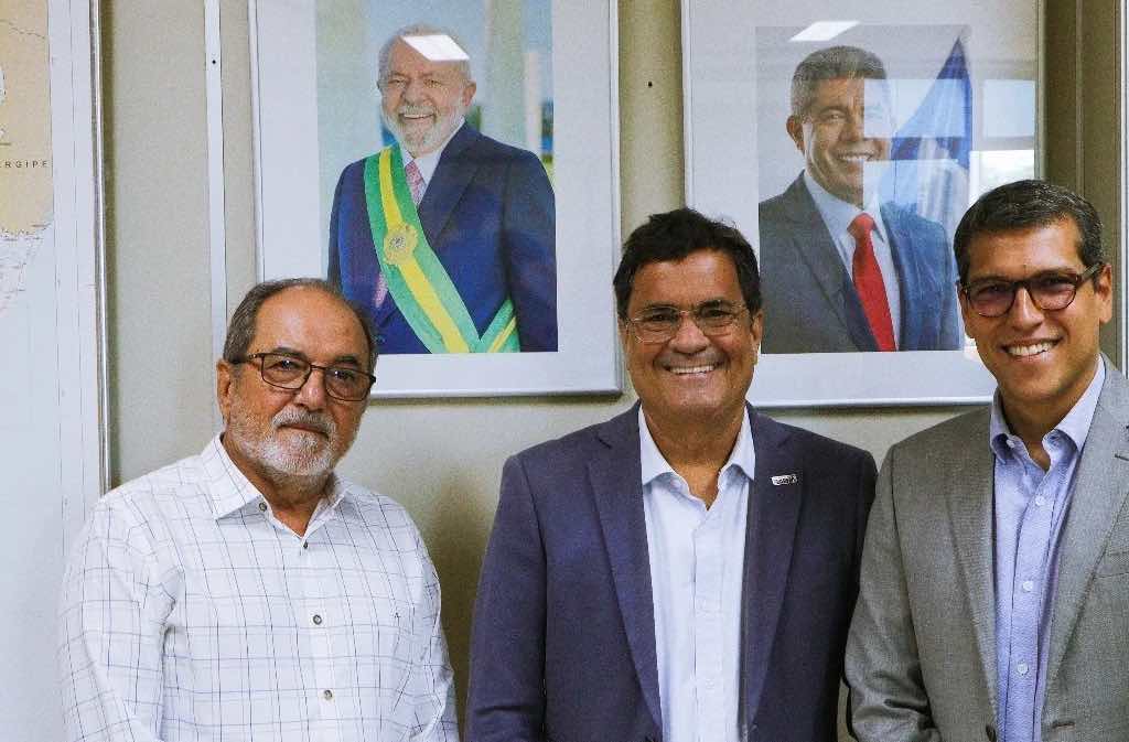 Prefeito de Itapetinga se alia ao PT e revolta população e produtores rurais