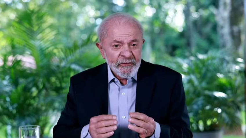 Lula afirma que Trump foi escolhido para comandar os EUA, 