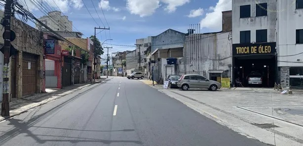 Incêndio atinge imóvel em Brotas e deixa três feridos por inalação de fumaça